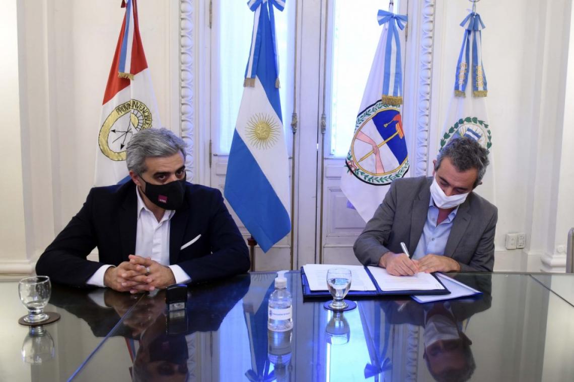 Municipalidad y UNR acompañarán y capacitarán a los docentes en la vuelta a las aulas