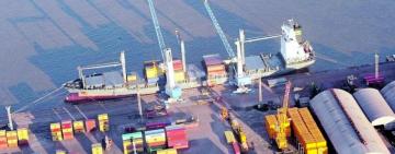 La Terminal Puerto Rosario contamina con residuos peligrosos