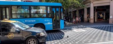 Finalizaron los trabajos de reconstrucción del cruce peatonal en Maipú y Córdoba