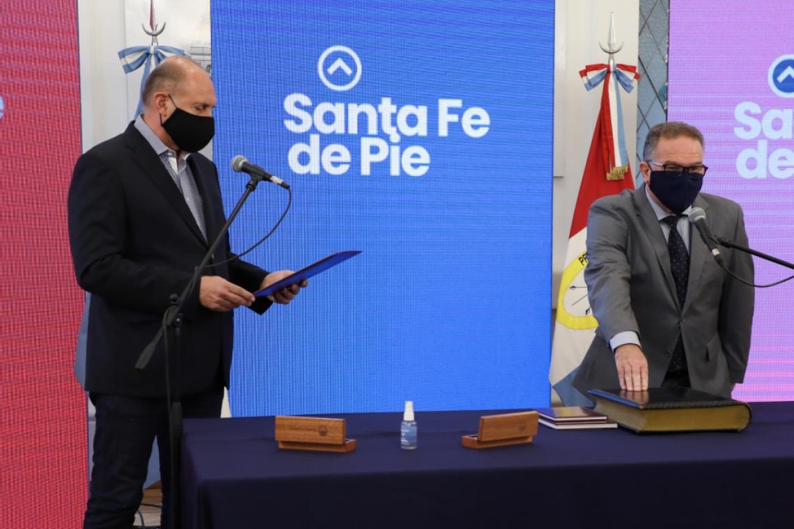 PEROTTI TOMÓ JURAMENTO AL NUEVO MINISTRO DE SEGURIDAD, JORGE LAGNA