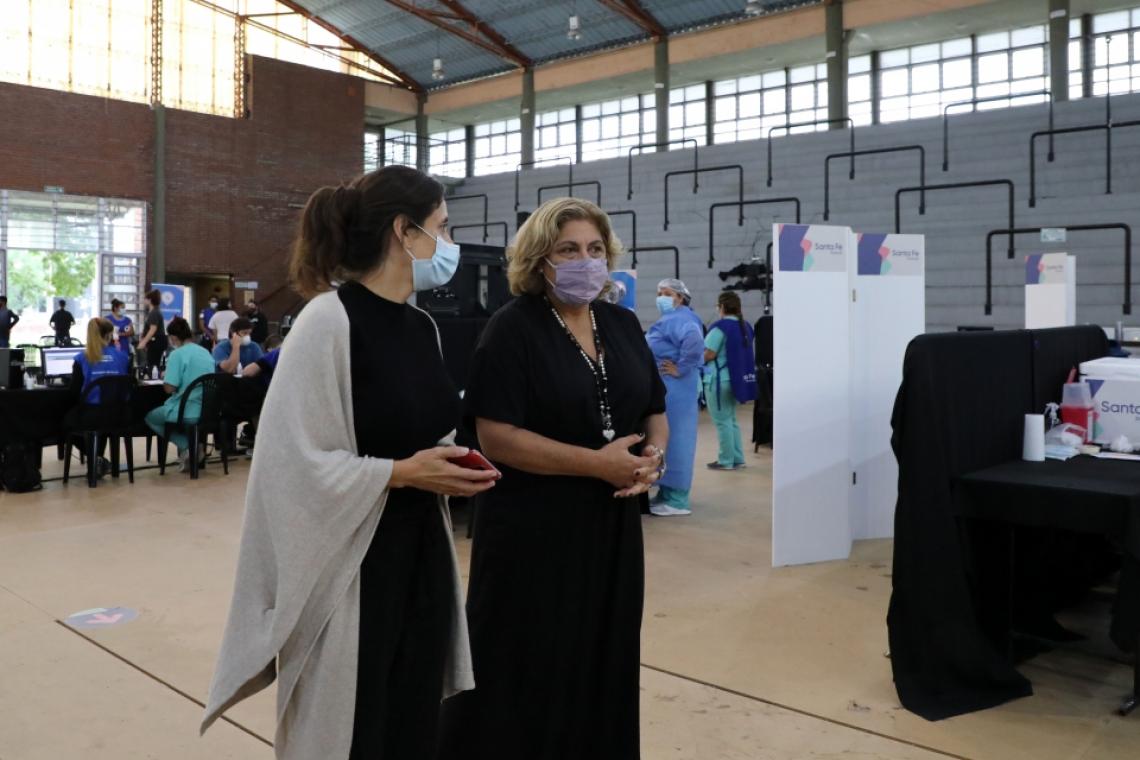 COVID-19: CONTINÚA EL OPERATIVO DE VACUNACIÓN PARA DOCENTES
