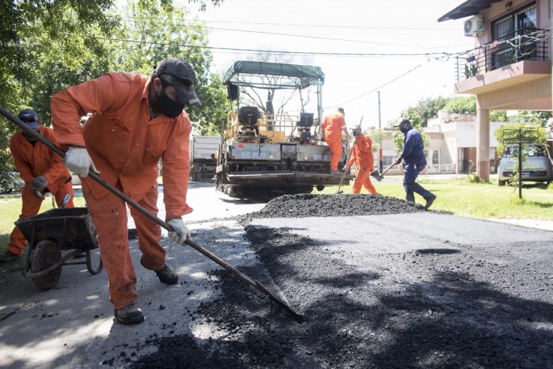 Arrancan trabajos de bacheo sobre Av. Belgrano entre Córdoba y Santa Fe