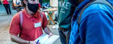 Cerca de 400 voluntarias y voluntarios participaron del censo de personas en situación de calle