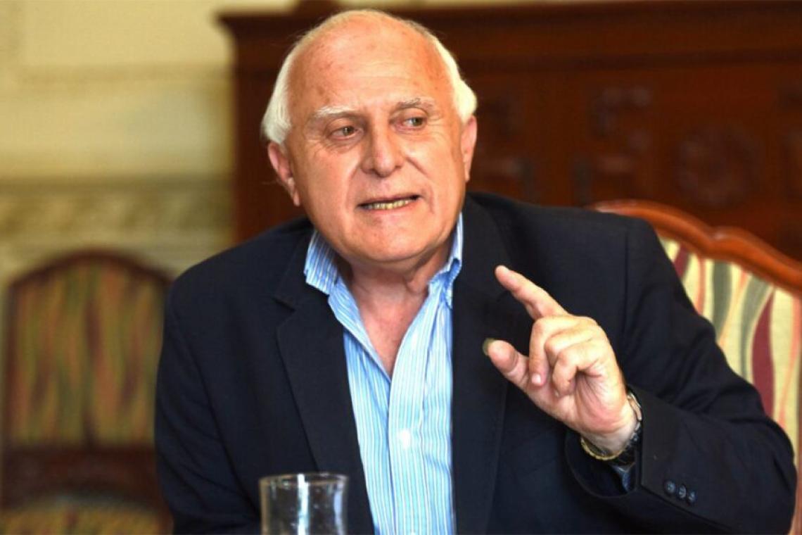Miguel Lifschitz, solo te fuiste de gira