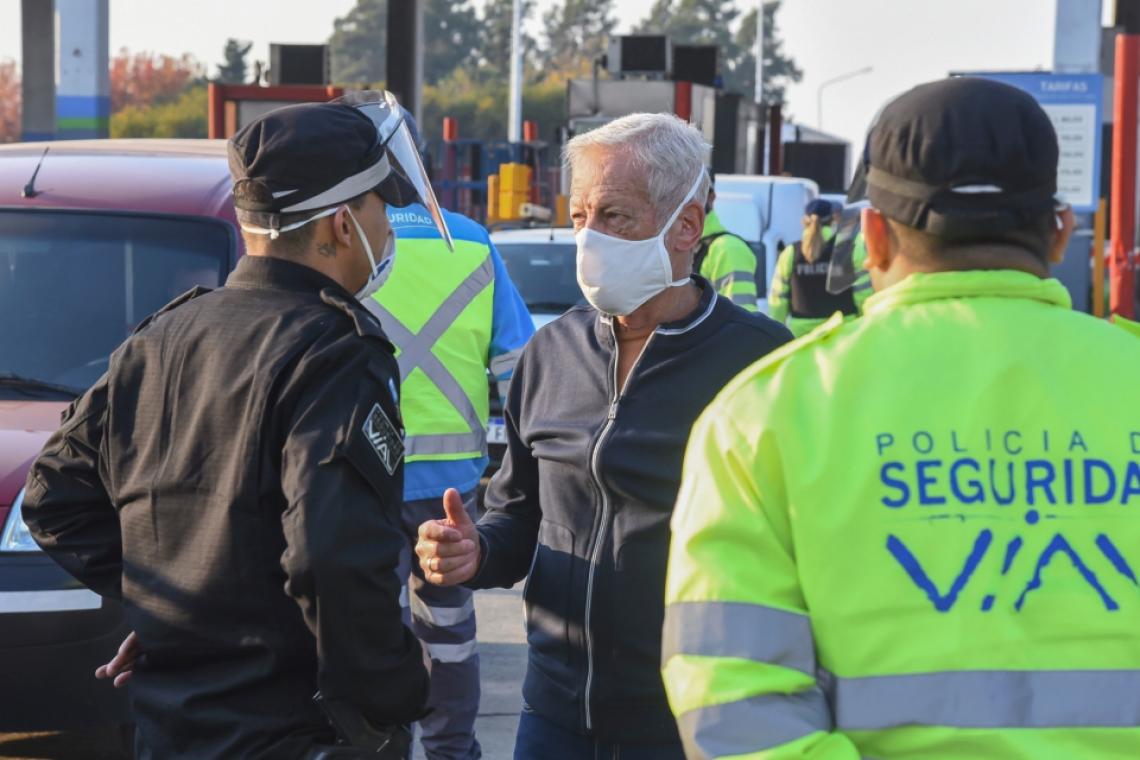 Fuerte operativo en Santa Fe para controlar el cumplimiento de las restricciones
