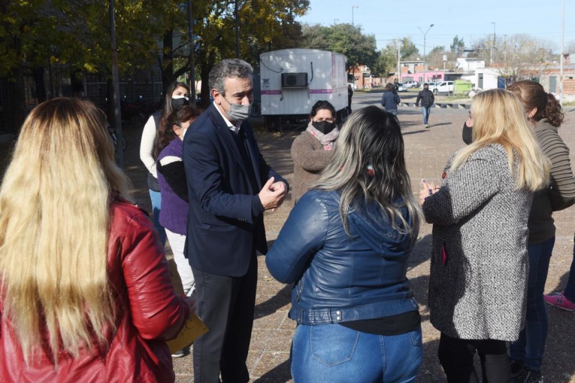 Javkin: «De lo que se hizo en este tiempo podremos decir que transformamos villa Banana en barrio Banana»