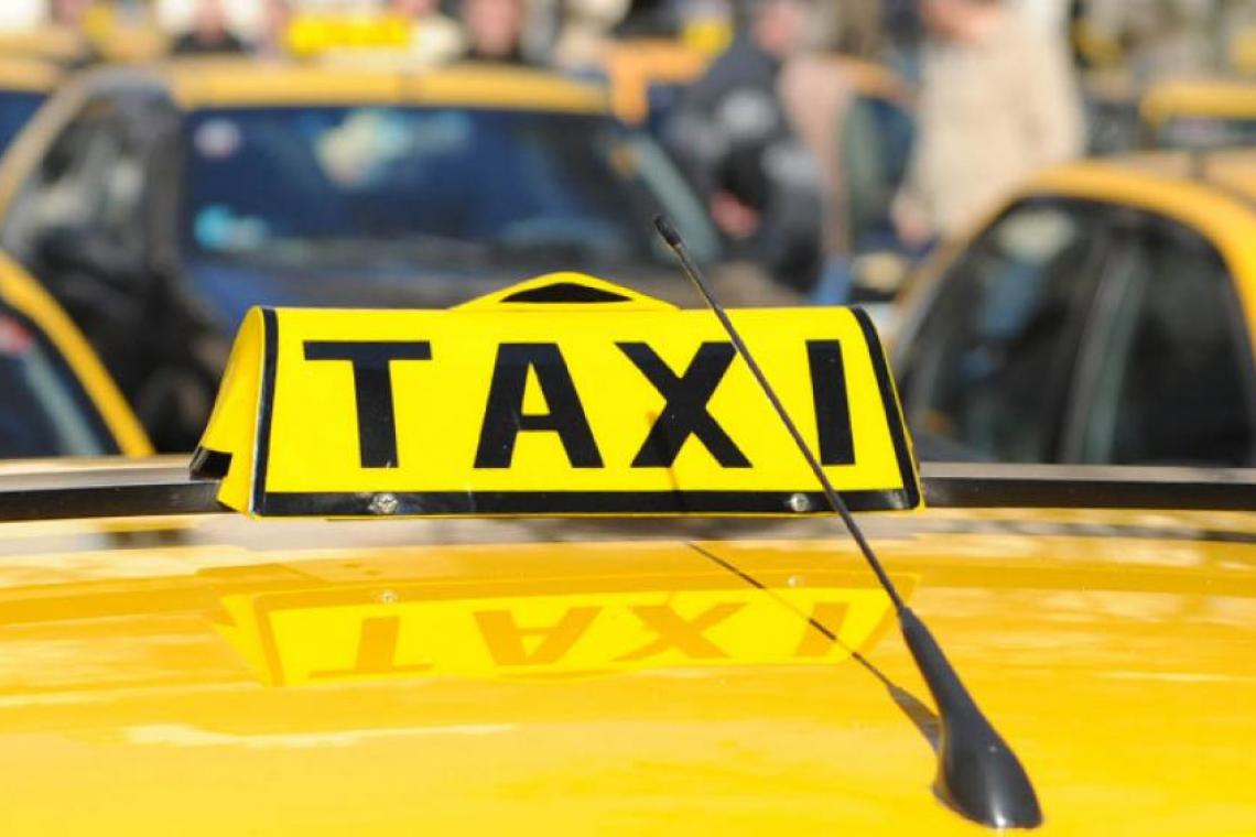 La Municipalidad definió un cronograma para el servicio de taxis durante los fines de semana