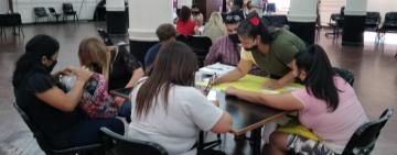 Referentes de organizaciones sociales que integran la Red Cuidados fueron capacitados por el municipio y la UNR