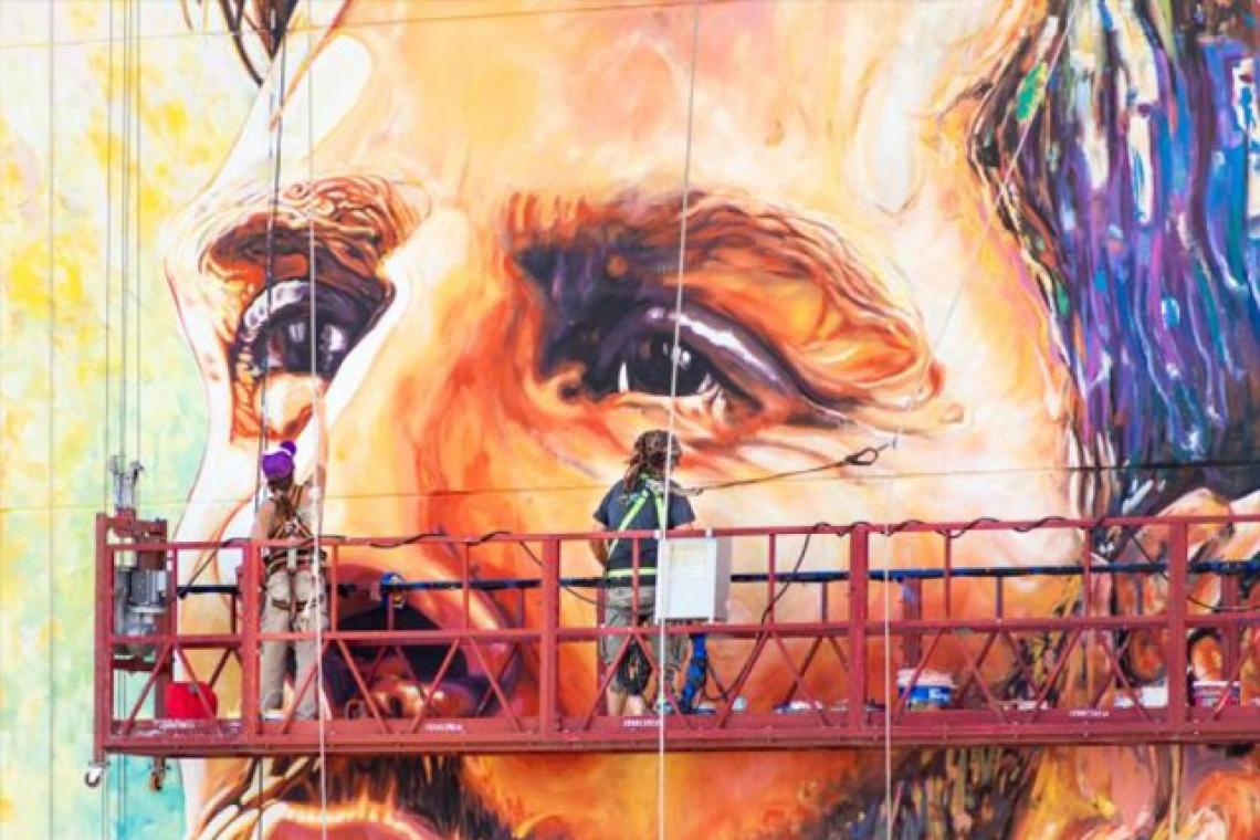 Se inaugura el mayor mural en homenaje a Lionel Messi