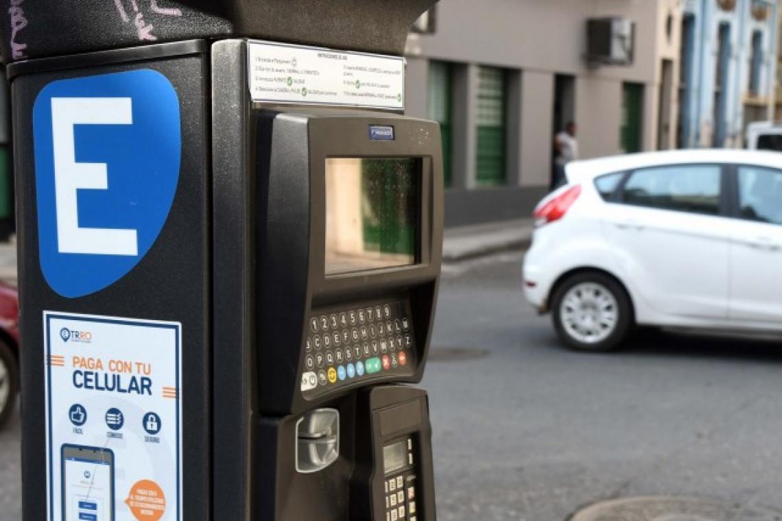 Por las fiestas, el estacionamiento medido será gratuito en un sector del área central