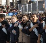 Promesas a la Bandera: Miles de niñas y niños coparon el Monumento