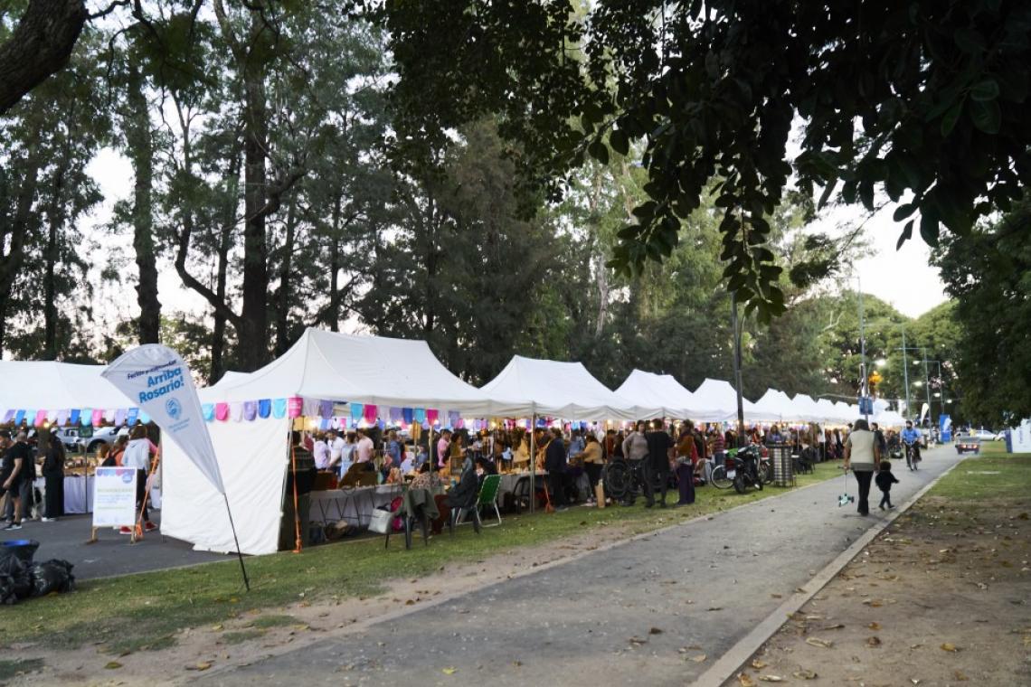 Ferias: llega el Biomercado edición Rosario Orgullo Celeste y Blanco