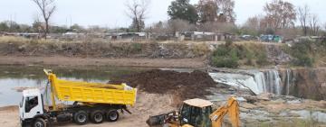Se puso en marcha la obra de la cascada del Arroyo Saladillo
