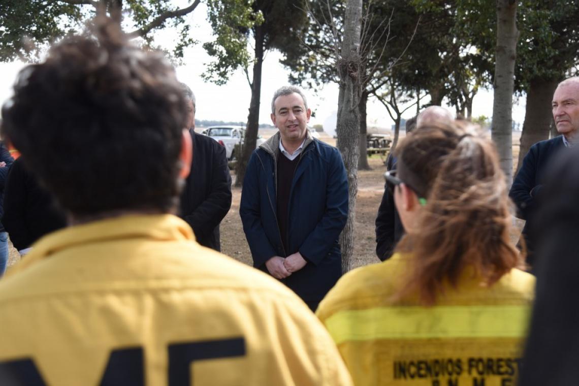 Quemas en islas: fuerte reclamo de Javkin junto a intendentes de la región