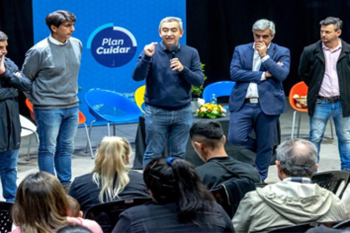 Javkin participó del primer encuentro de la Red de Cuidados 2023