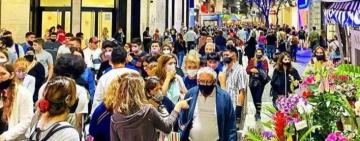 Noche de Peatonales: habrá refuerzo en el transporte público y bicis gratis