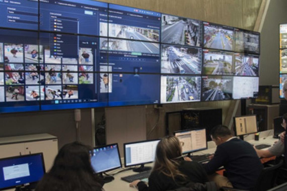 Javkin inauguró el nuevo Centro de Monitoreo con cámaras de inteligencia artificial y tecnología integrada