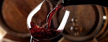 Diseñan en Santa Fe un antioxidante para vinos jóvenes que reemplaza al azufre