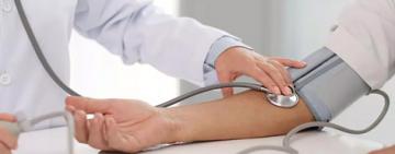 La mitad de los diagnósticados por hipertensión mejoraron con el uso del tensiómetro digital