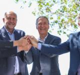 Perotti y Schiaretti rubricaron el contrato para dar inicio a la obra del acueducto interprovincial Santa Fe - Córdoba