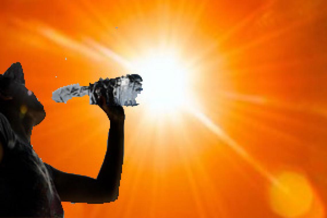 Ante el anuncio de altas temperaturas, se recomienda extremar cuidados en menores y adultos mayores