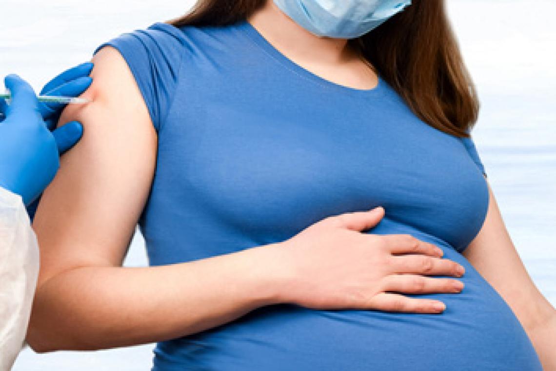 Municipio y provincia se suman a la campaña nacional de vacunación contra el Virus Sincicial Respiratorio
