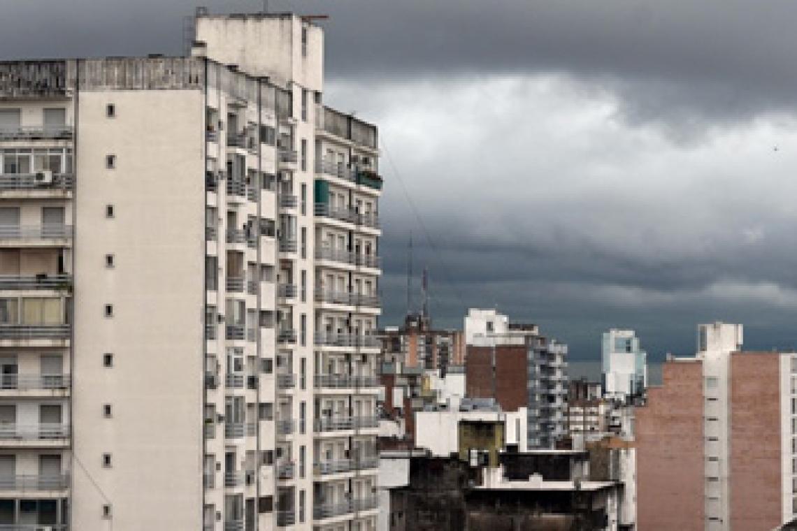 Doble alerta: advierten por la llegada de tormentas y vientos fuertes a Rosario