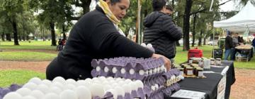 Canasta básica a precios justos: el municipio presentó el Mercado Barrial Itinerante