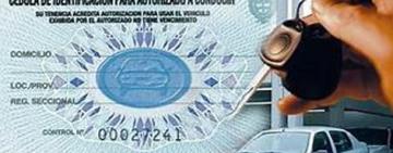 ¿Qué documentos necesito para circular con el auto?