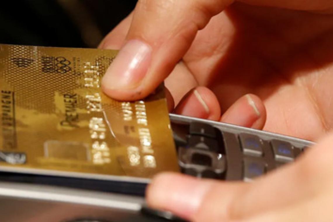 Tarjetas de crédito: comienza a bajar el costo de refinanciación