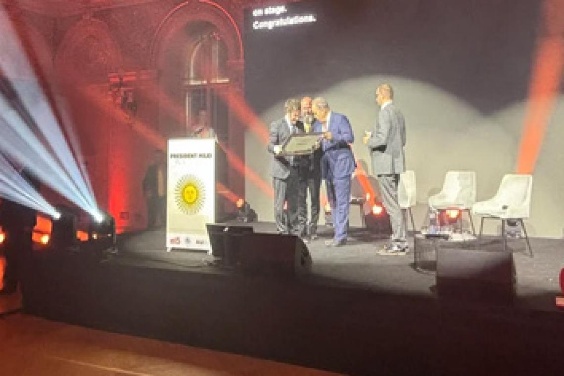 Milei cerró su gira en República Checa: "Si me sale bien, probablemente me den el Nobel de Economía"