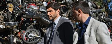 “Estamos terminando con la desidia que hizo que se acumularan autos abandonados”