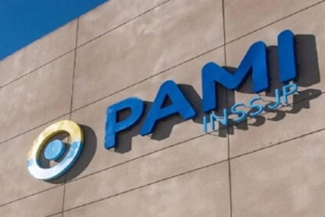 El titular del PAMI admitió recortes en la cobertura de medicamentos: "No escapamos a la realidad del país"