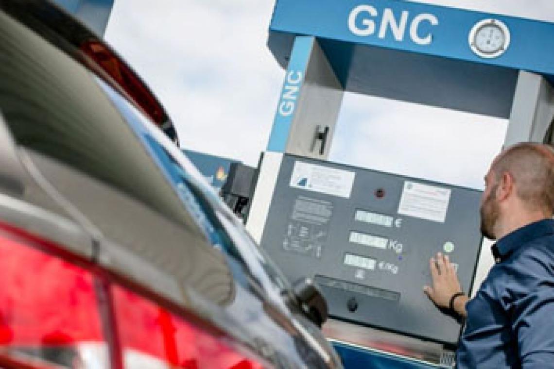 Aumentan la tarifa de gas para grandes usuarios y estaciones de GNC