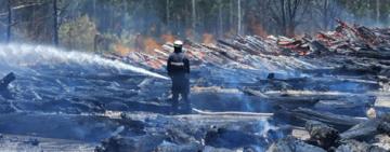 Brigadistas santafesinos lograron controlar voraz incendio en Capitán Bermúdez