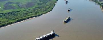 Hidrovía: Santa Fe busca incrementar su capacidad portuaria para exportar y va por cambios en la Ley de Cabotaje
