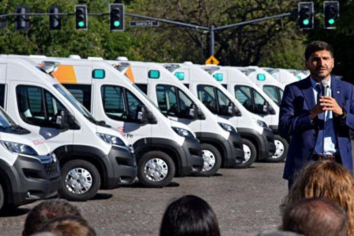 Cómo se distribuyen las ambulancias entregadas por Provincia a la Región de Salud Rosario