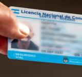 Santa Fe mantiene la renovación presencial de licencias de conducir, con controles médicos