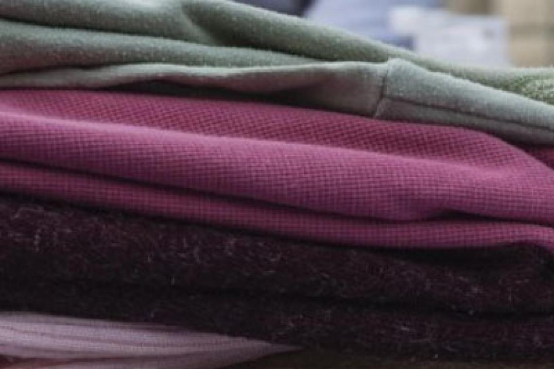«Si no lo usás, donalo»: se convoca a vecinas y vecinos a una jornada para recolectar ropa en desuso