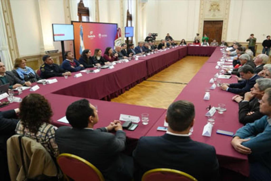 Junta Provincial de Seguridad: Pullaro detalló indicadores de criminalidad, cobertura judicial y obra penitenciaria