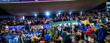 La Municipalidad entregó 10.000 camisetas a niños y niñas de clubes barriales