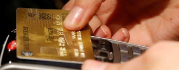 Crece la morosidad en tarjetas y préstamos personales por el encarecimiento del crédito