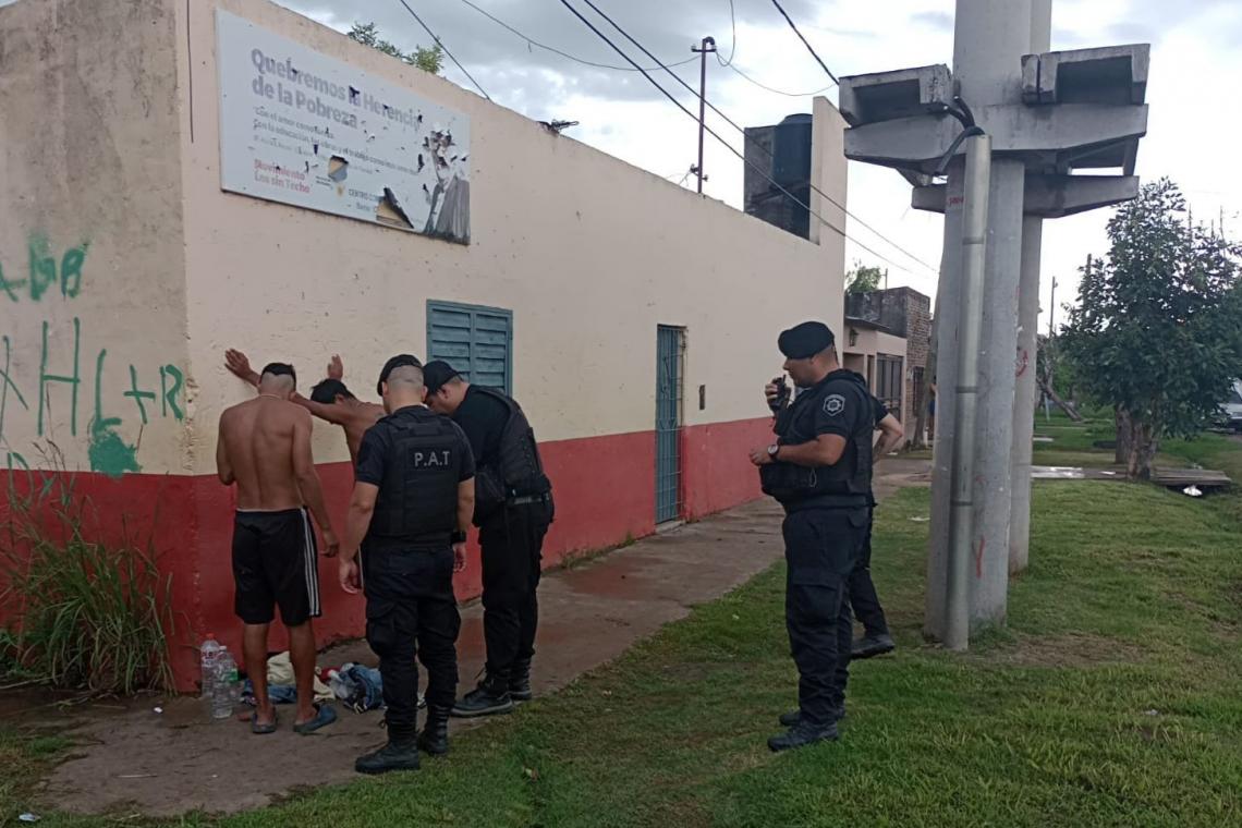 La Policía de Santa Fe detuvo 692 personas por llamadas al 911 en el departamento La Capital