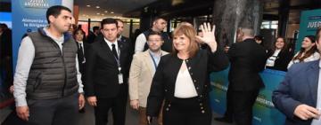 Bullrich, dura contra los gobernadores: "Cada diez minutos piden plata"