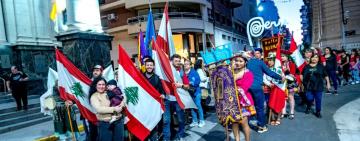 El tradicional desfile de Colectividades llenó de color a la peatonal Córdoba