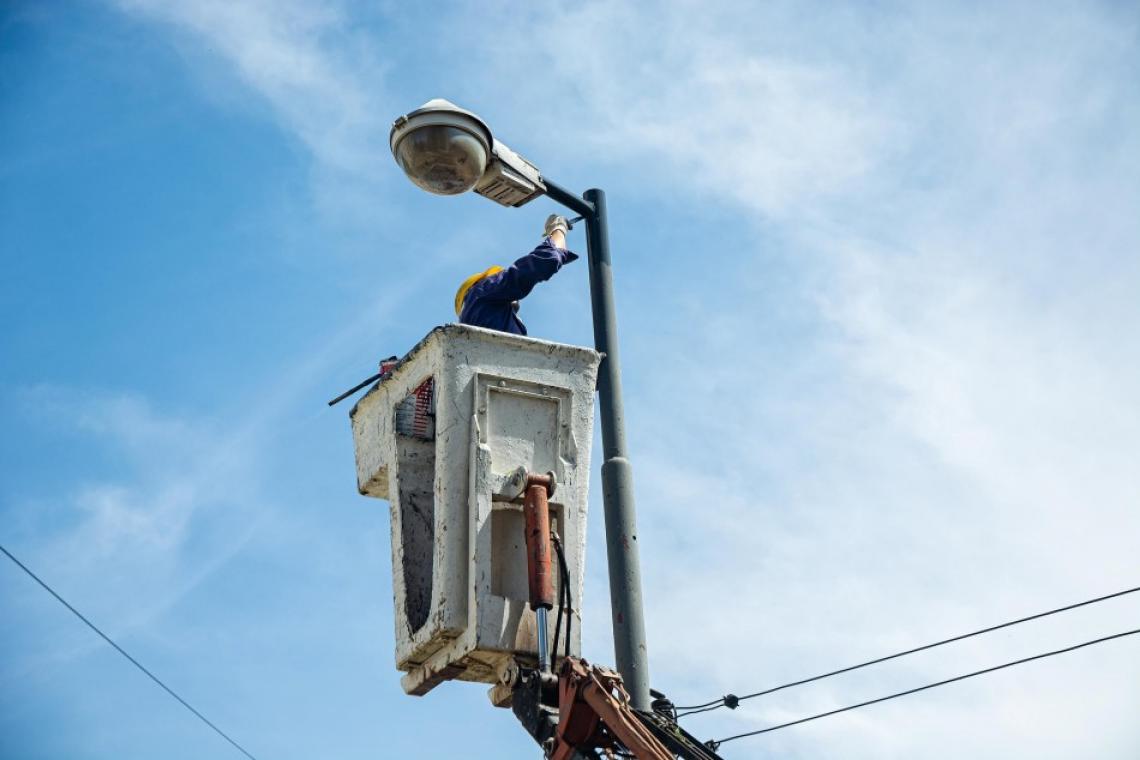 A partir de este sábado comienza a operar el nuevo servicio de mantenimiento del alumbrado