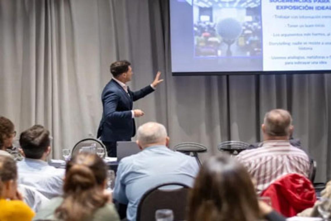  Nuevo foro empresarial que reunirá a 400 líderes para debatir financiamiento, IA y el futuro regional