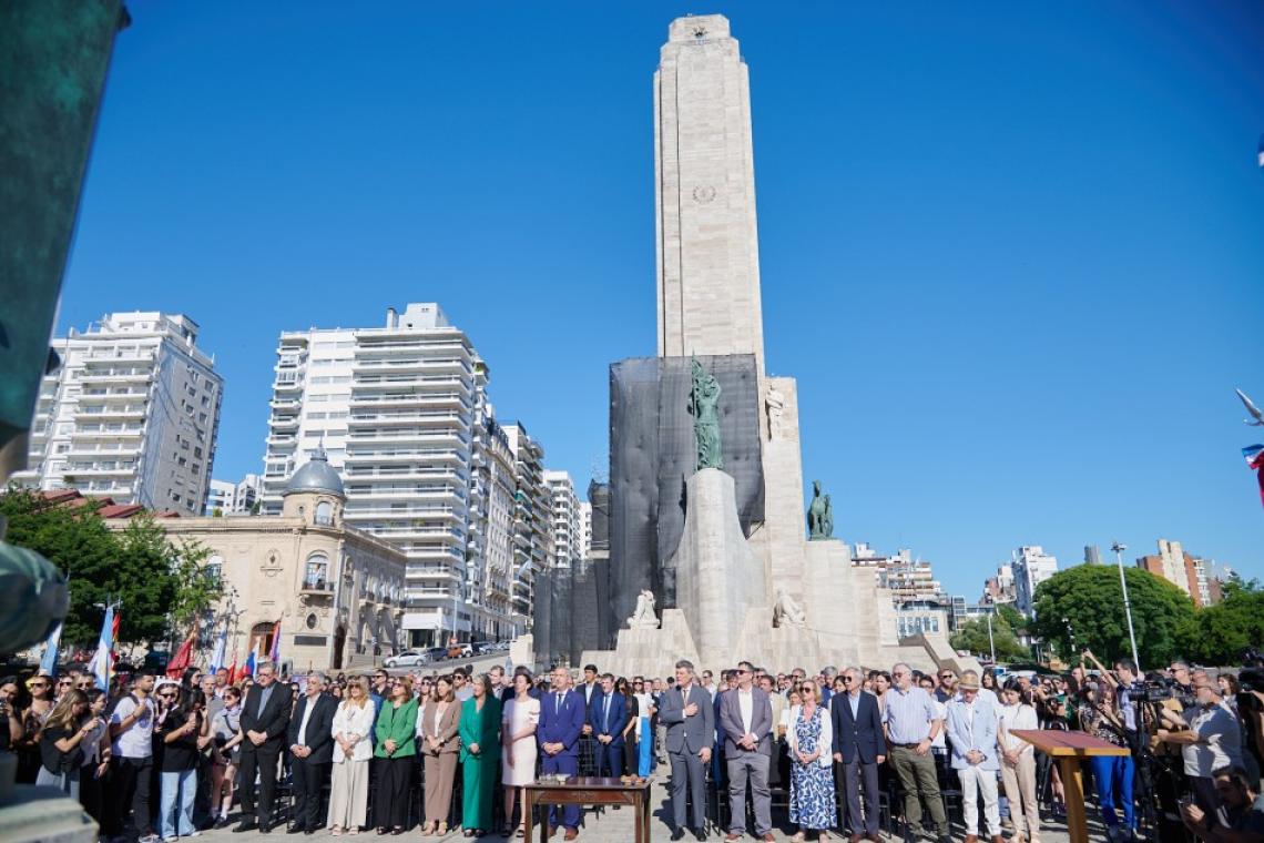Autonomía municipal: «Venimos a ponerle firma a la concreción de un sueño que tiene más de un siglo»