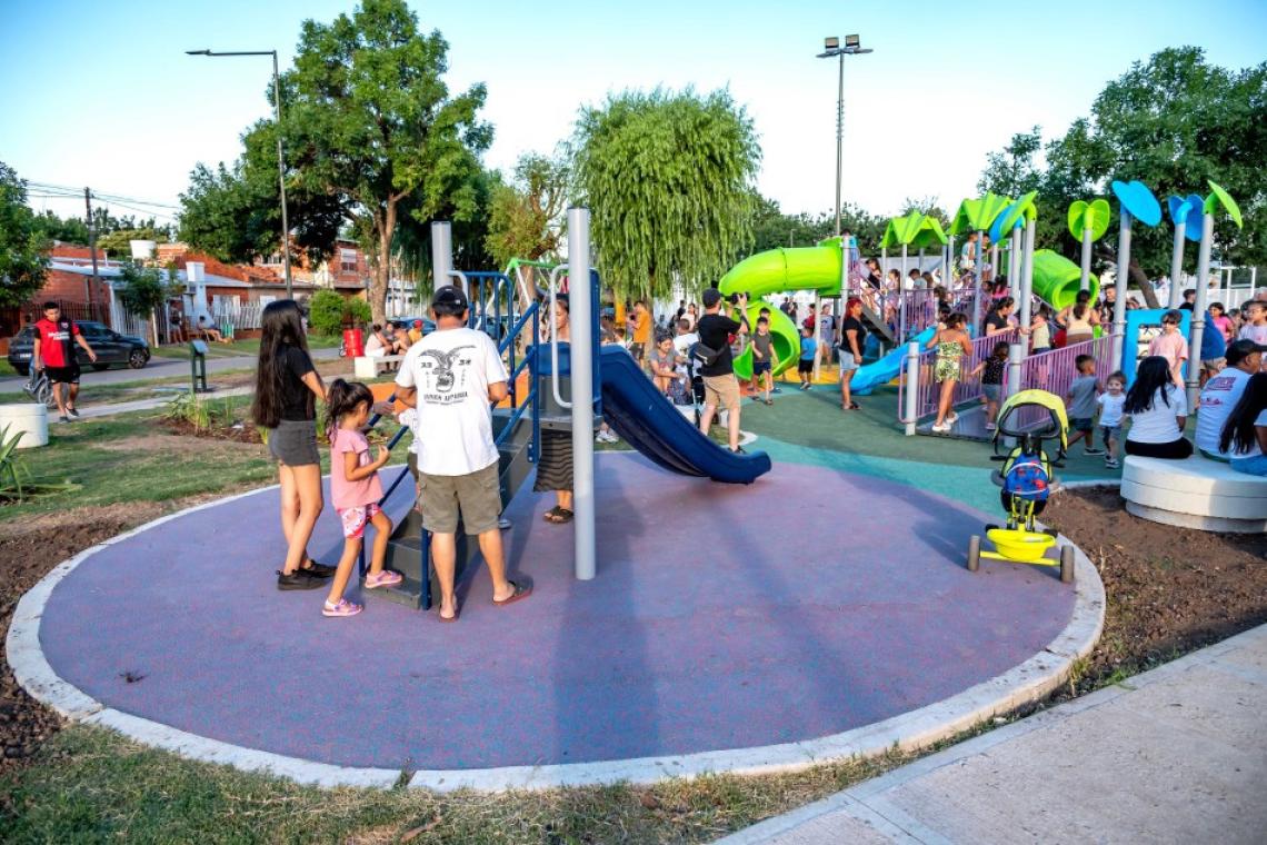 Plan de Plazas: el Playón La Esperanza quedó totalmente renovado en el Distrito Norte