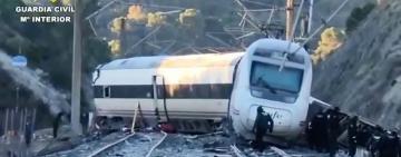 Tragedia ferroviaria en España: al menos 40 muertos y centenares de heridos tras choque de trenes de alta velocidad